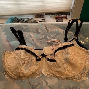 Unlined Victoria’s Secret Bralette